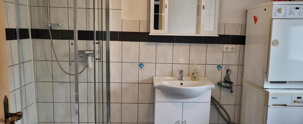 Ferienwohnung Unterwegszuhause Solingen Exterior foto